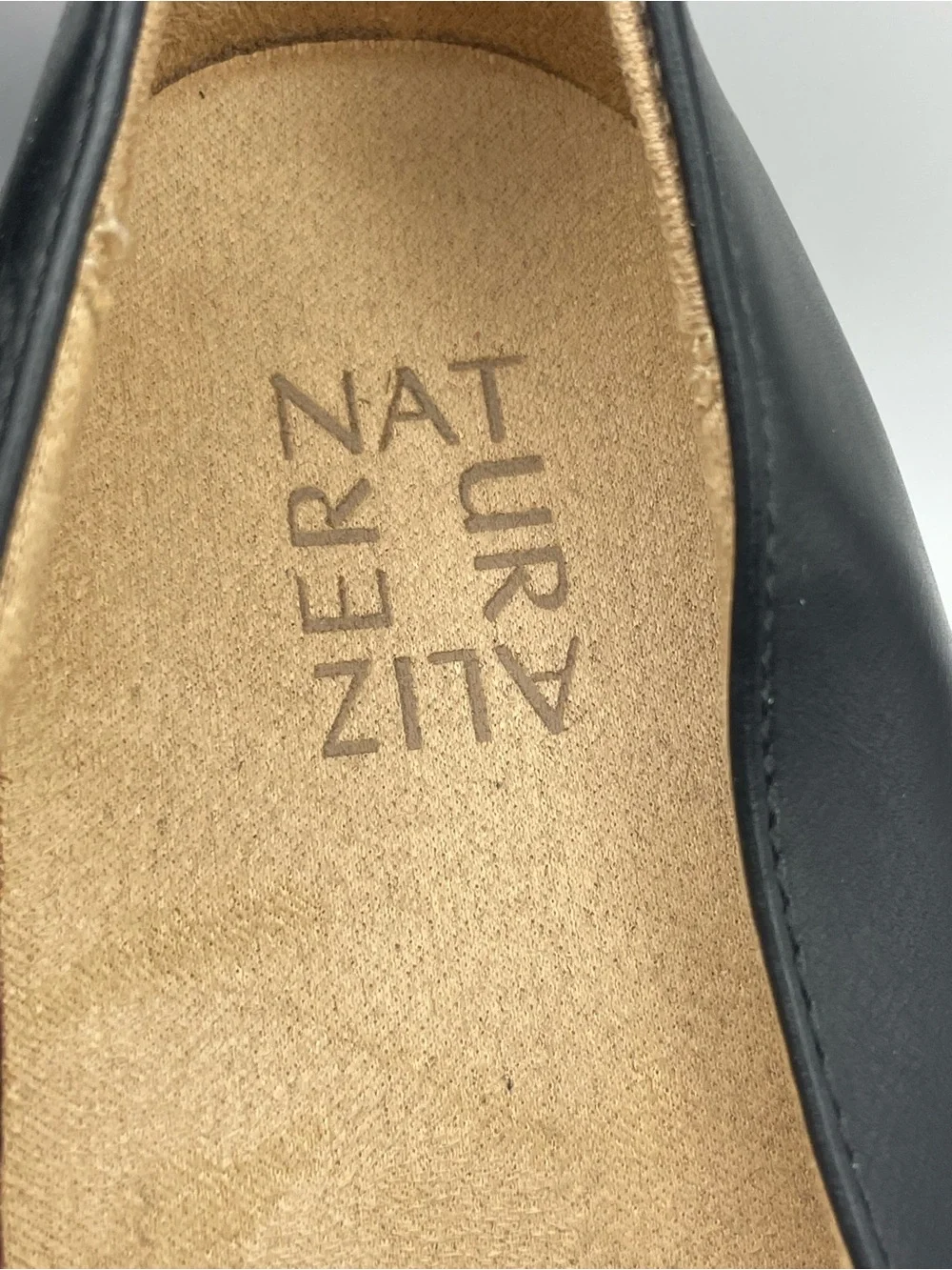 Naturlizer Cabaret Black Loafer Size 9M